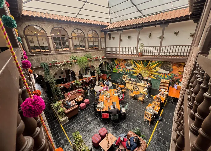 Black Llama Hostel Cusco